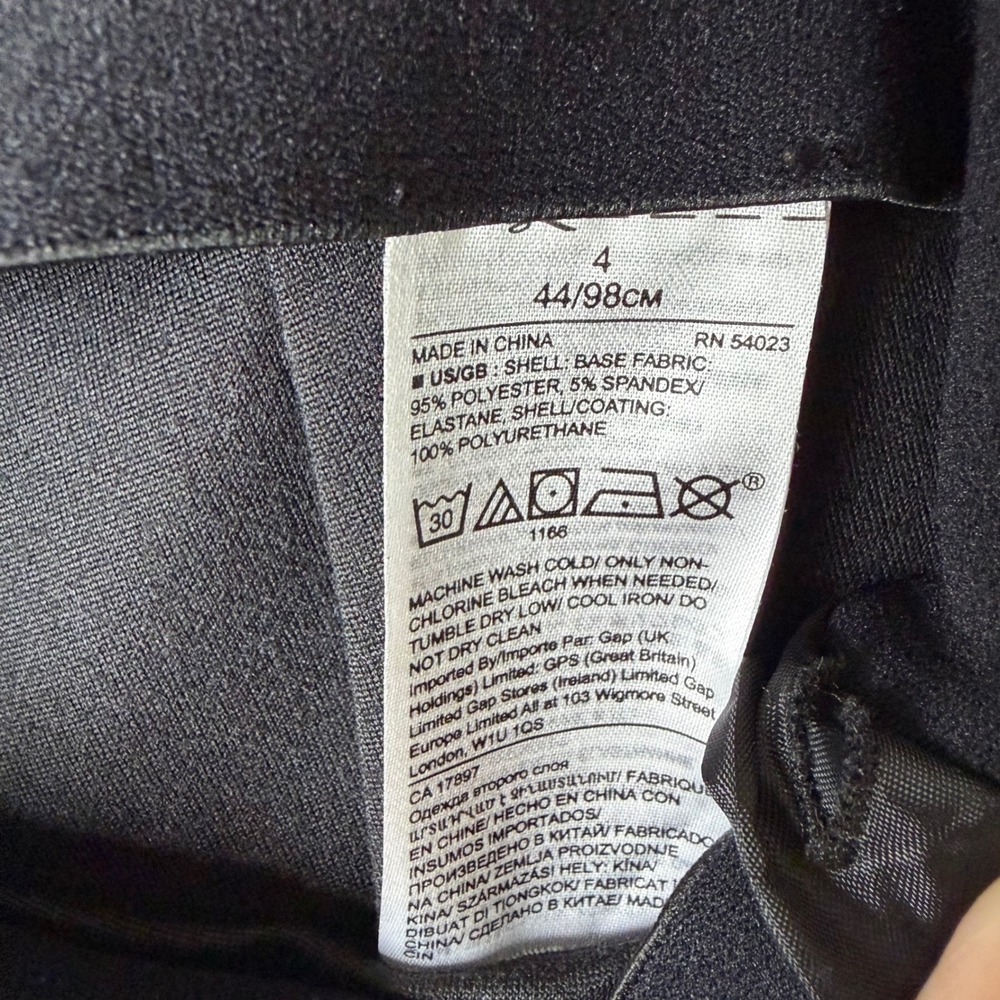 Banana Republic Black Vegan Faux Leather Devon High Rise Slim Pants 4 Edgy Chic - Picture 8 of 8